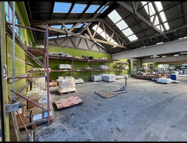 2,356.40M² WAREHOUSE TO LET IN EPPING INDUSTRIAL